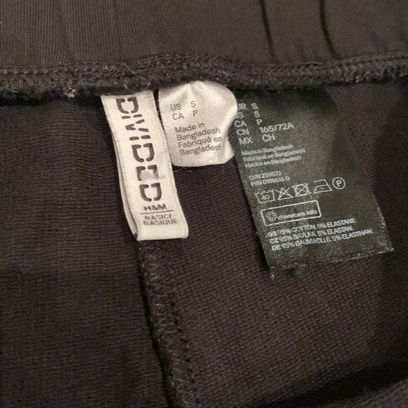 H&M Divided White Striped Black Leggings - Picture 2 of 2